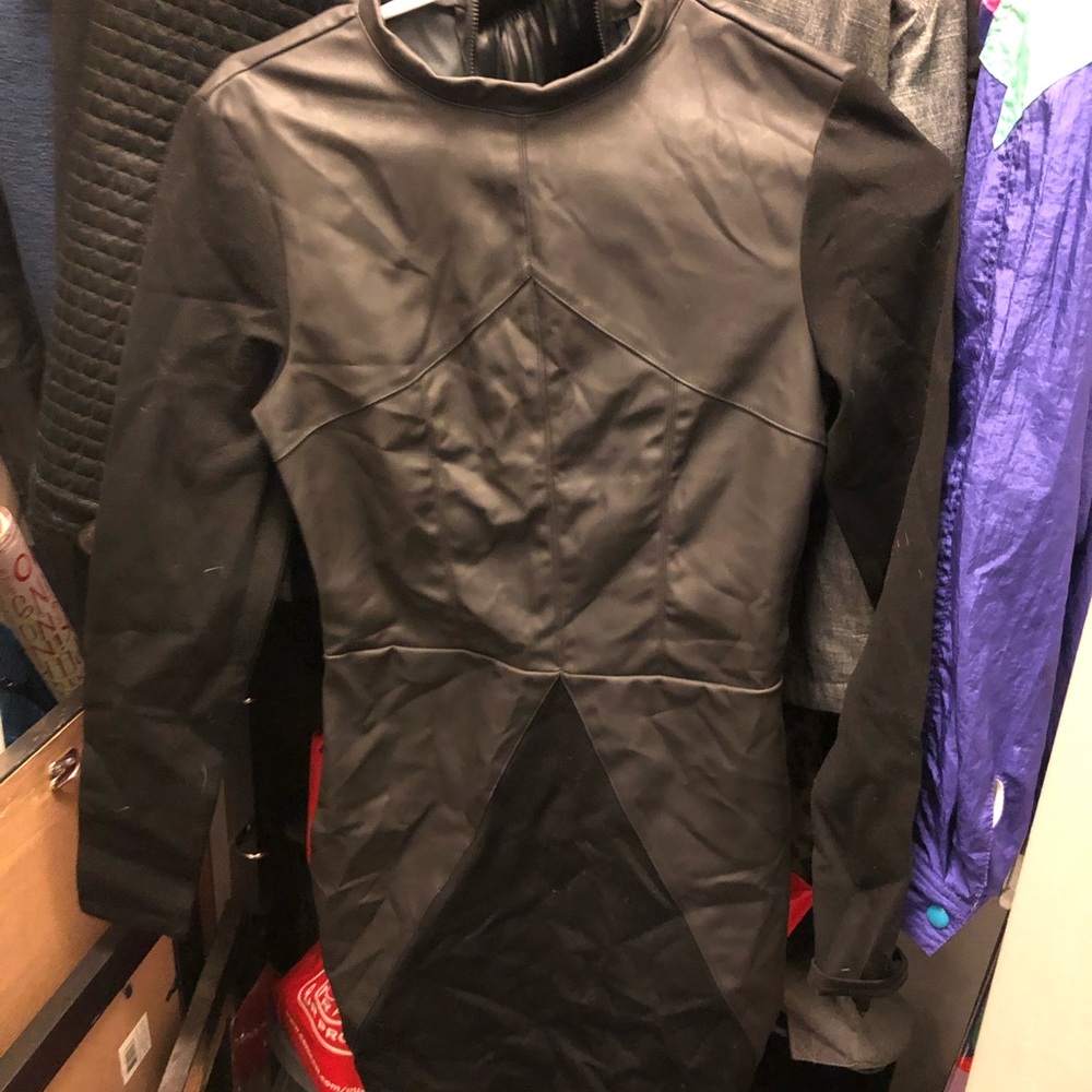 h&M BLACKMLEATHER